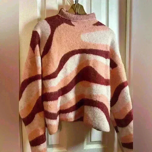 Zara Bloggers Pink Burgundy Jacquard Wave Mock Neck Sweater Medium Maximalist - Picture 3 of 9